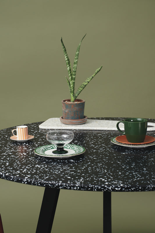 Comedor Circular Manta - Orca