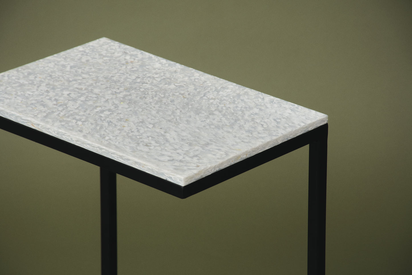 Mesa Lateral Tuka -Coral